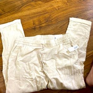 BNWT linen cropped pant size S from Old Navy